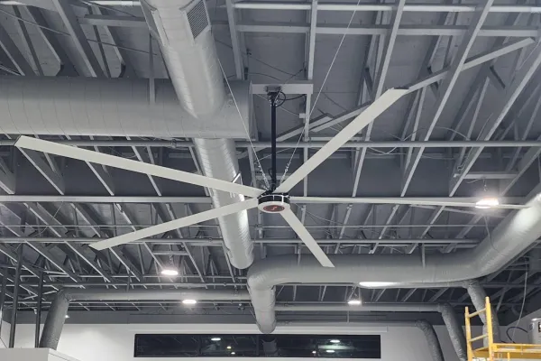 HOW HVLS FANS HELP WITH INDUSTRIAL COOLING